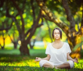 开云体育平台APP-独步天下，郑思维的全场统治，中国队完胜丹麦的战术美学