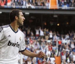 开云官方平台-文班亚马跨越次元的统治，当上海队遇见湖人，篮球宇宙的奇异交汇