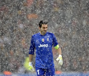 开云体育直播-塞维利亚式防守哲学，当铁血锁链遇上欧冠舞台的京多安时刻