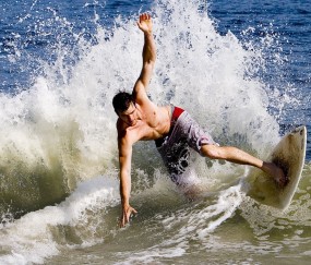 开云体育官网-教科书式的完美演绎，哈登独舞点亮深圳，勇士遭遇狂胜之夜