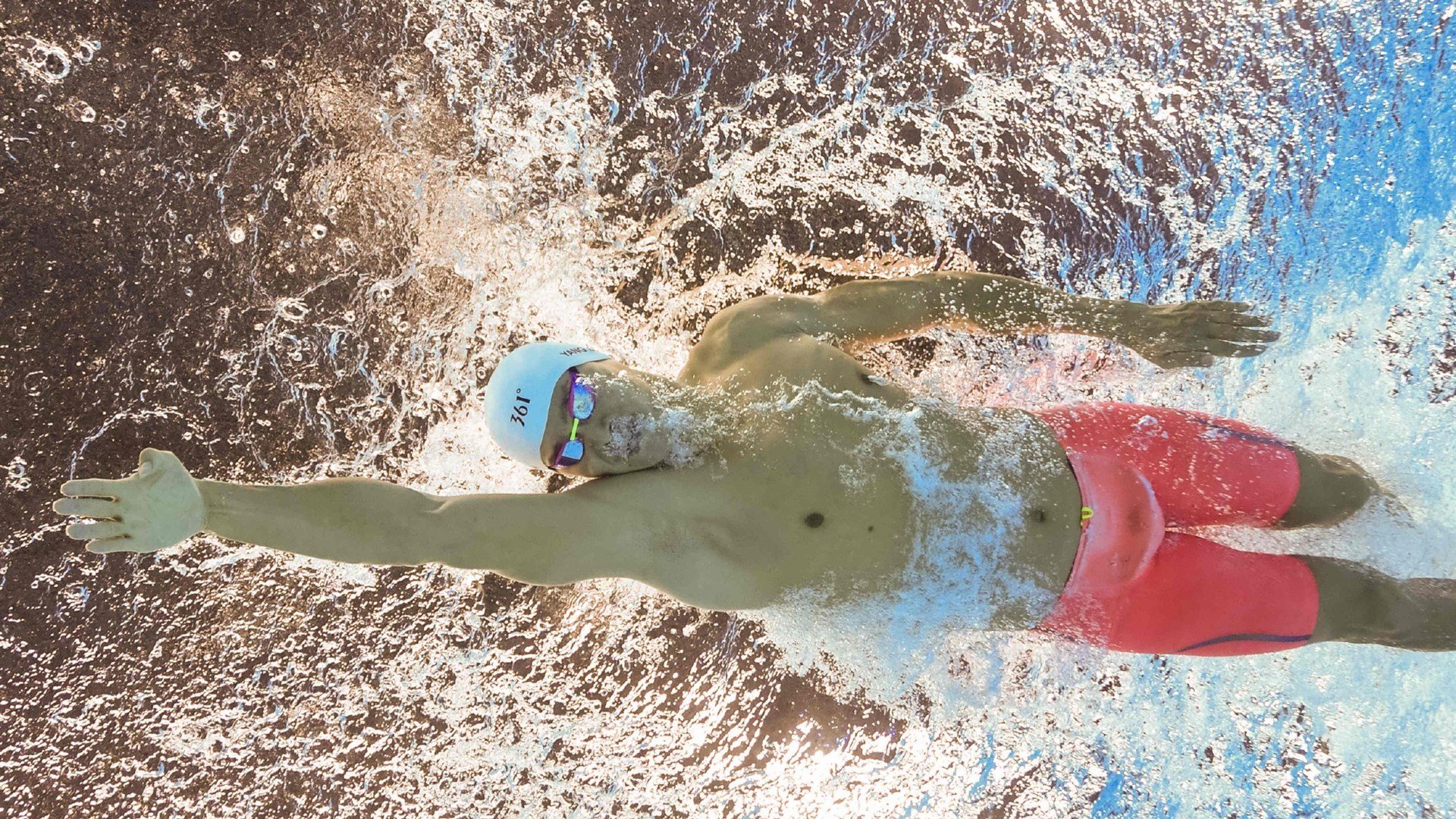 楚阿梅尼一箭定江山，加纳与哥伦比亚的绿茵博弈