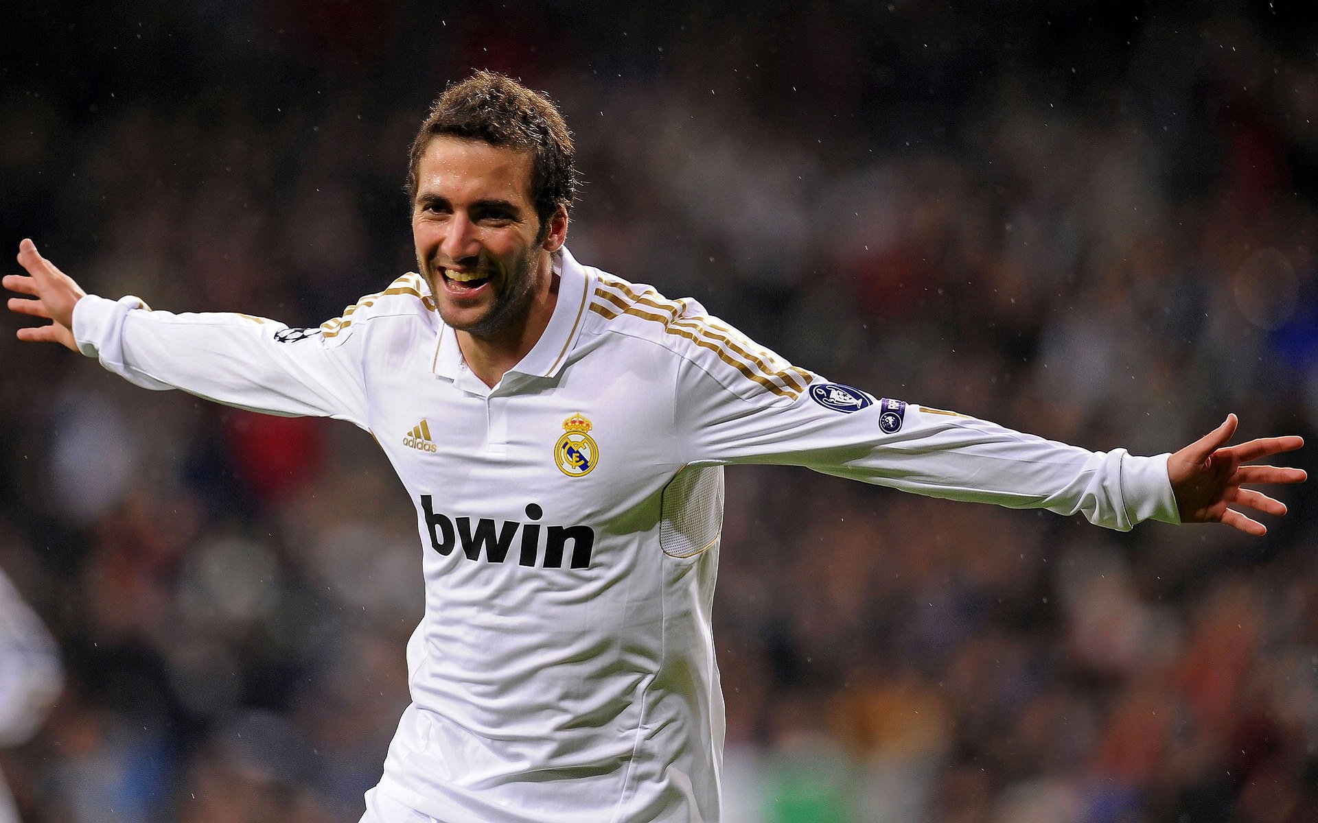 竞技场上的国家德比，从西甲焦点战到马刺封锁广东队的战术启示